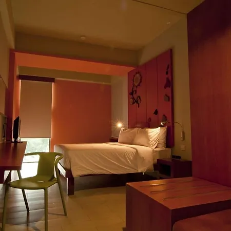Maxonehotels At Sabang-2